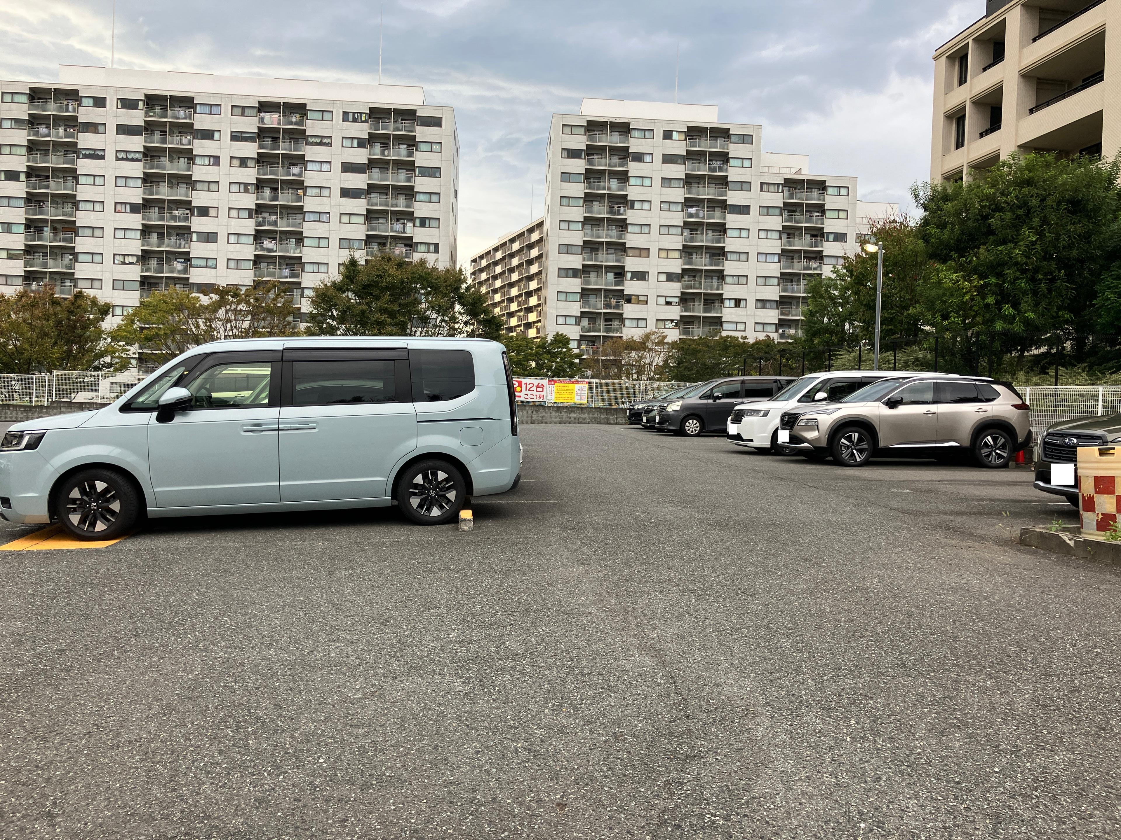 「パーク品濃」の外観・駐車場イメージ2枚目