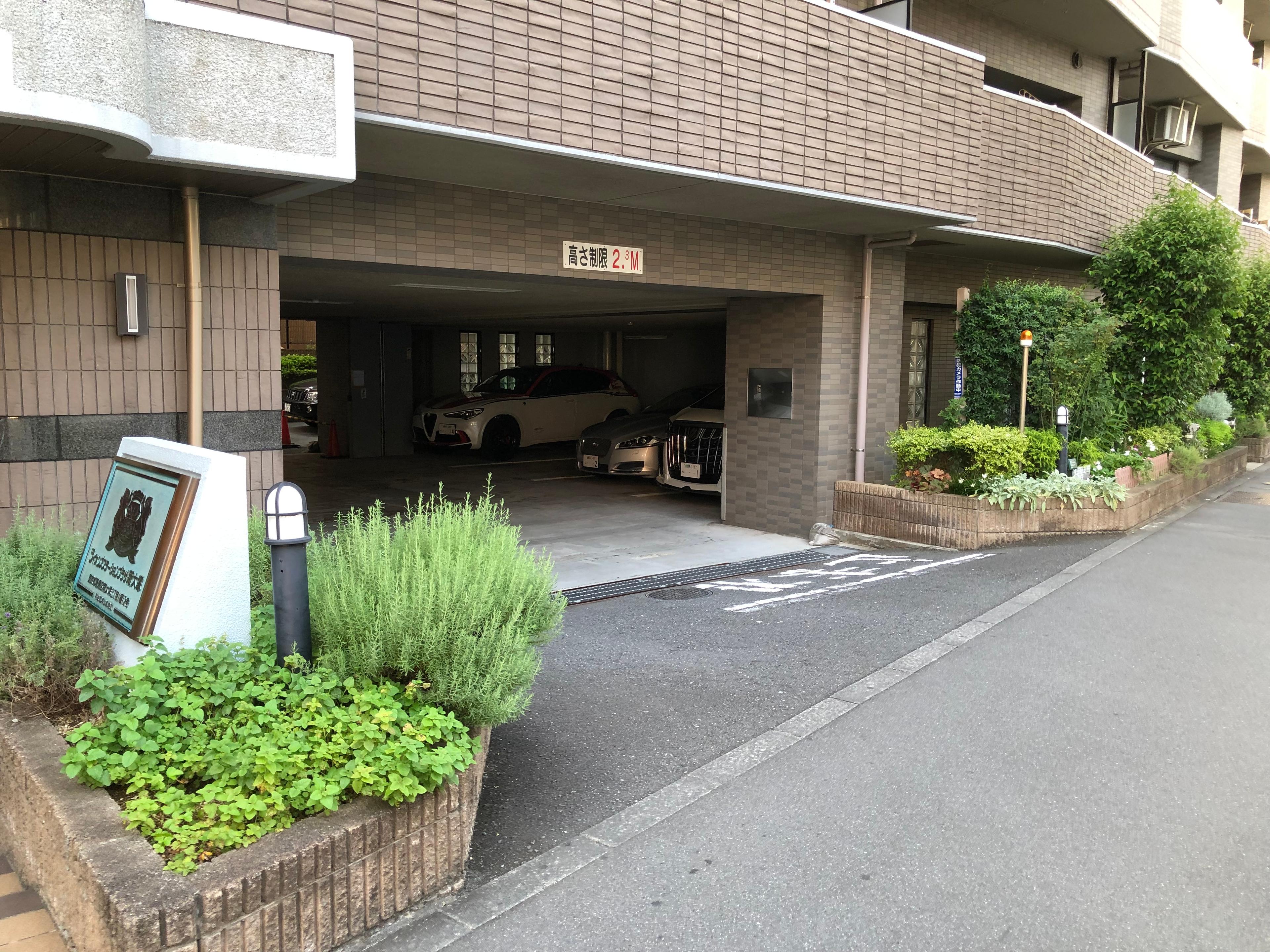 ライオンズステーションプラザ新大塚の外観・駐車場イメージ3枚目