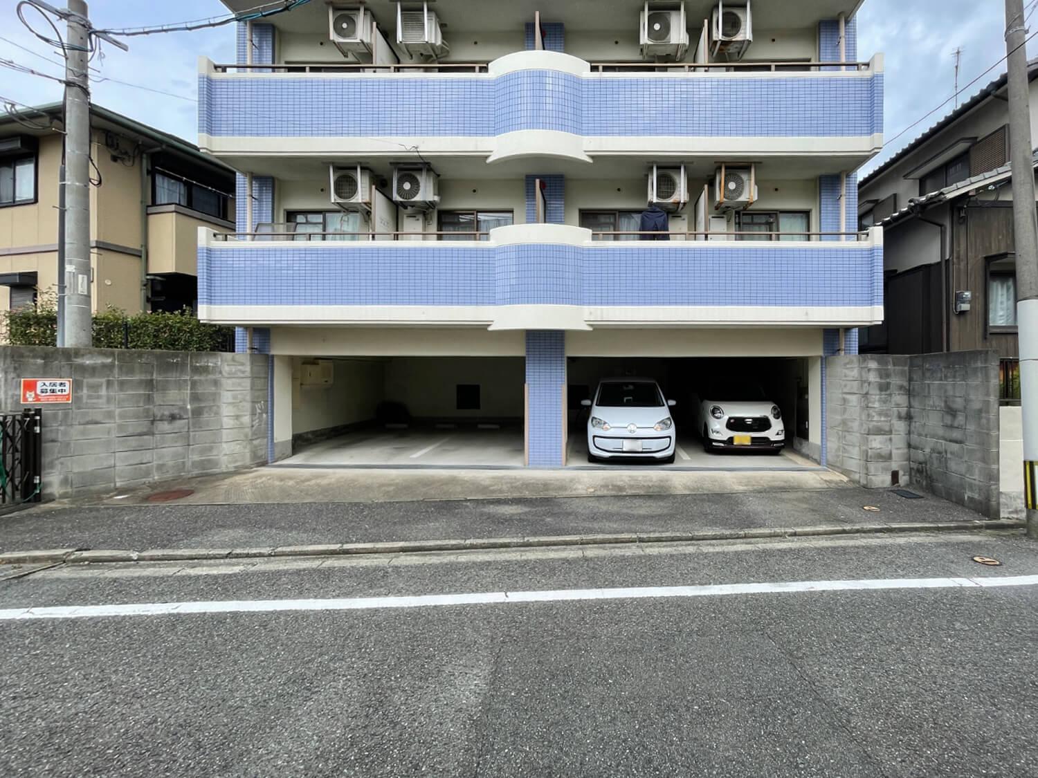 カーレント小戸の外観・駐車場イメージ3枚目