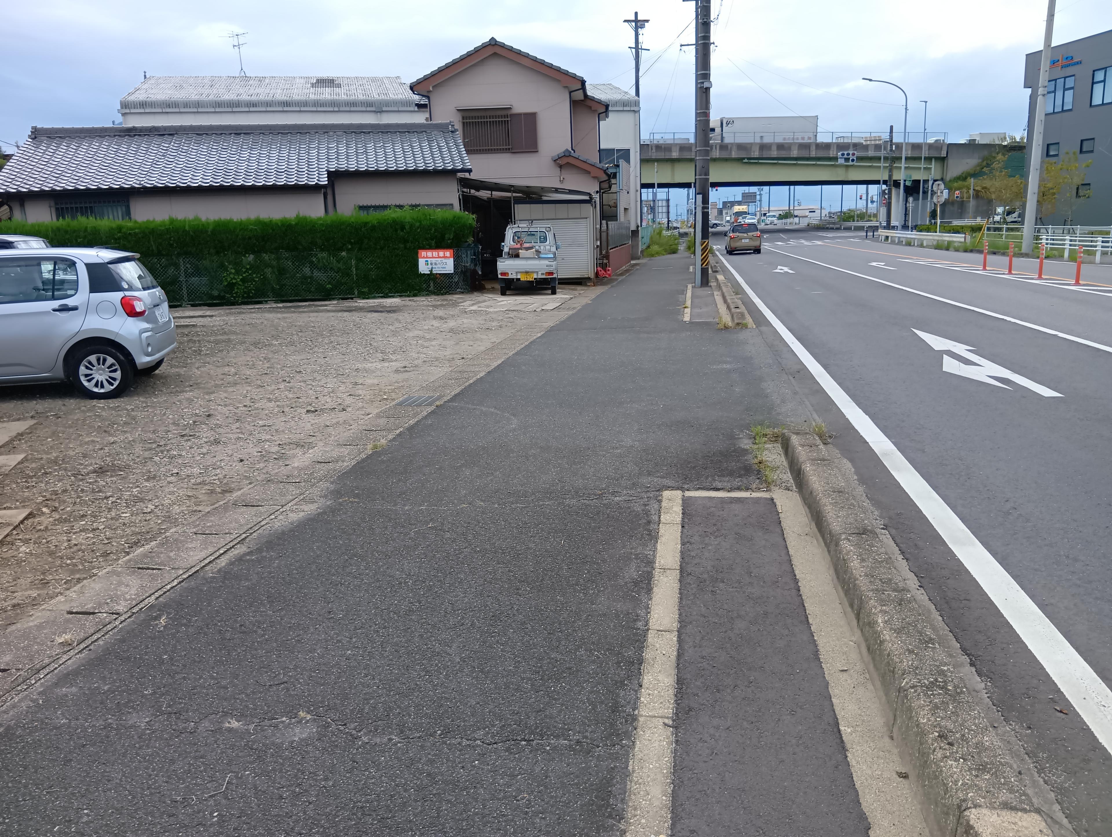 榎前町駐車場の外観・駐車場イメージ2枚目