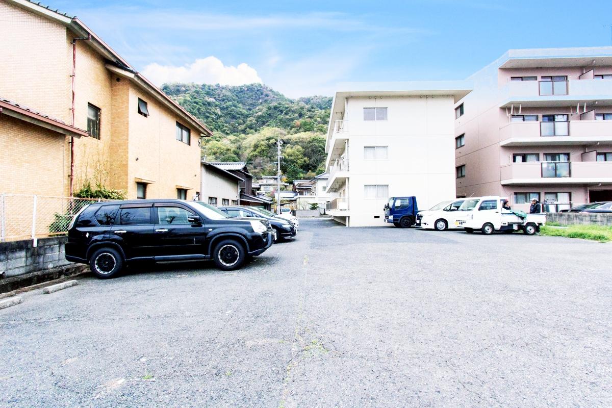 田原マンション駐車場の外観・駐車場イメージ2枚目