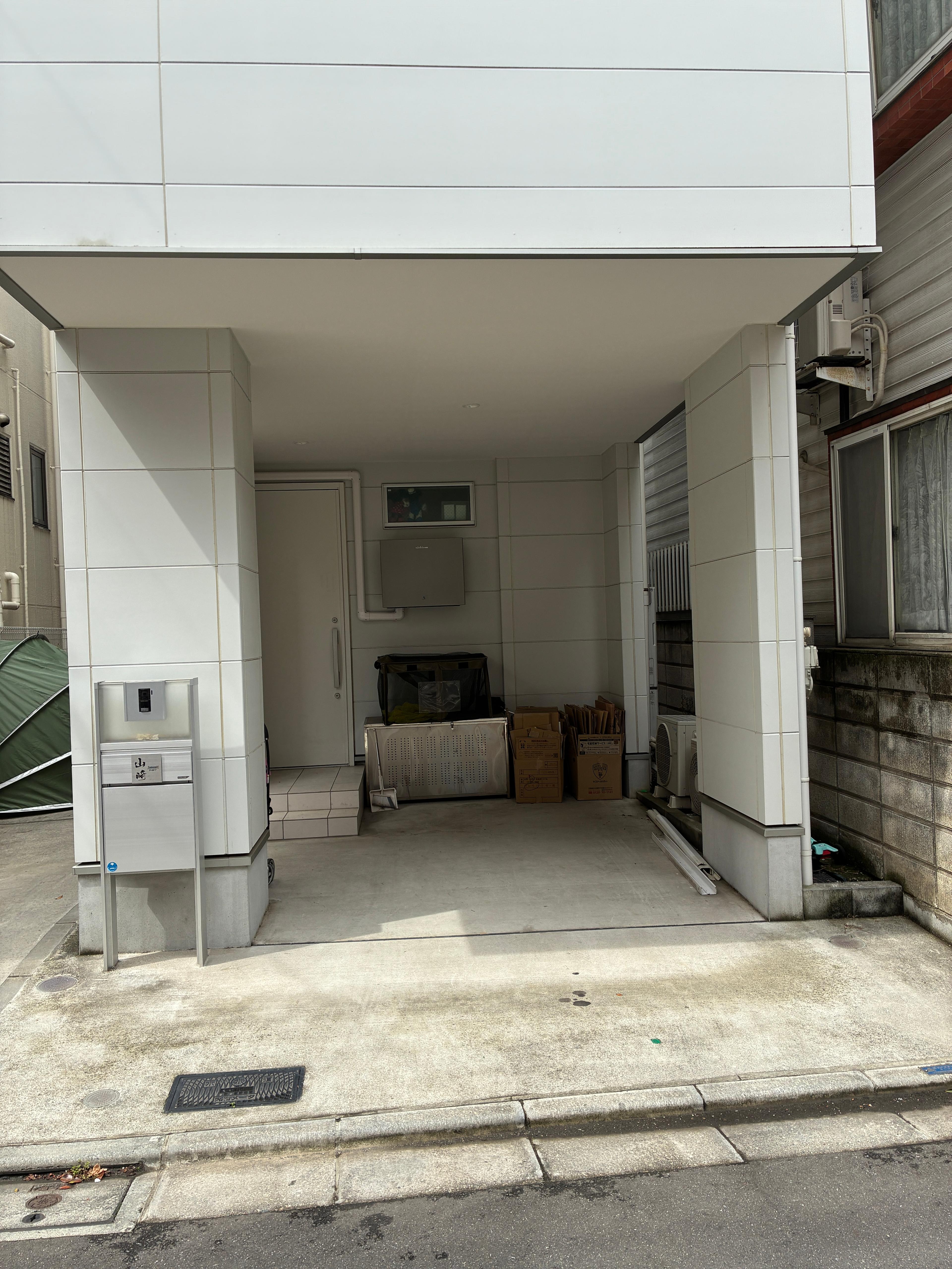 本駒込5丁目の外観・駐車場イメージ3枚目