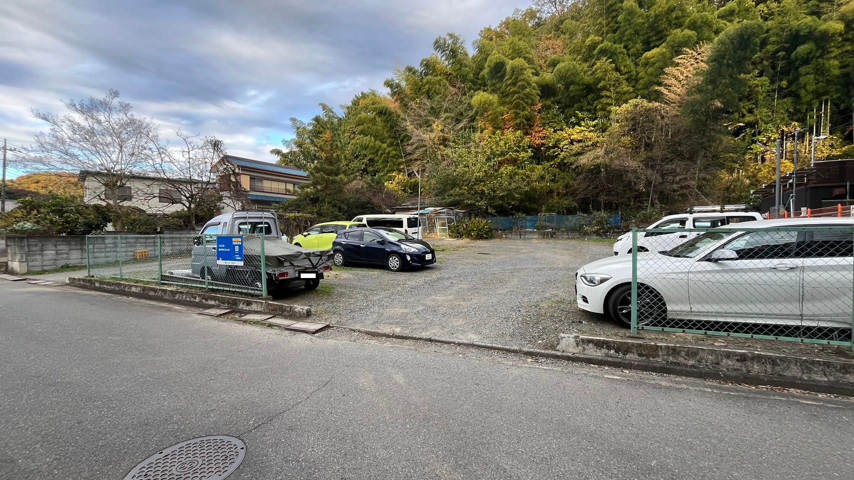 落合駐車場の外観・駐車場イメージ2枚目