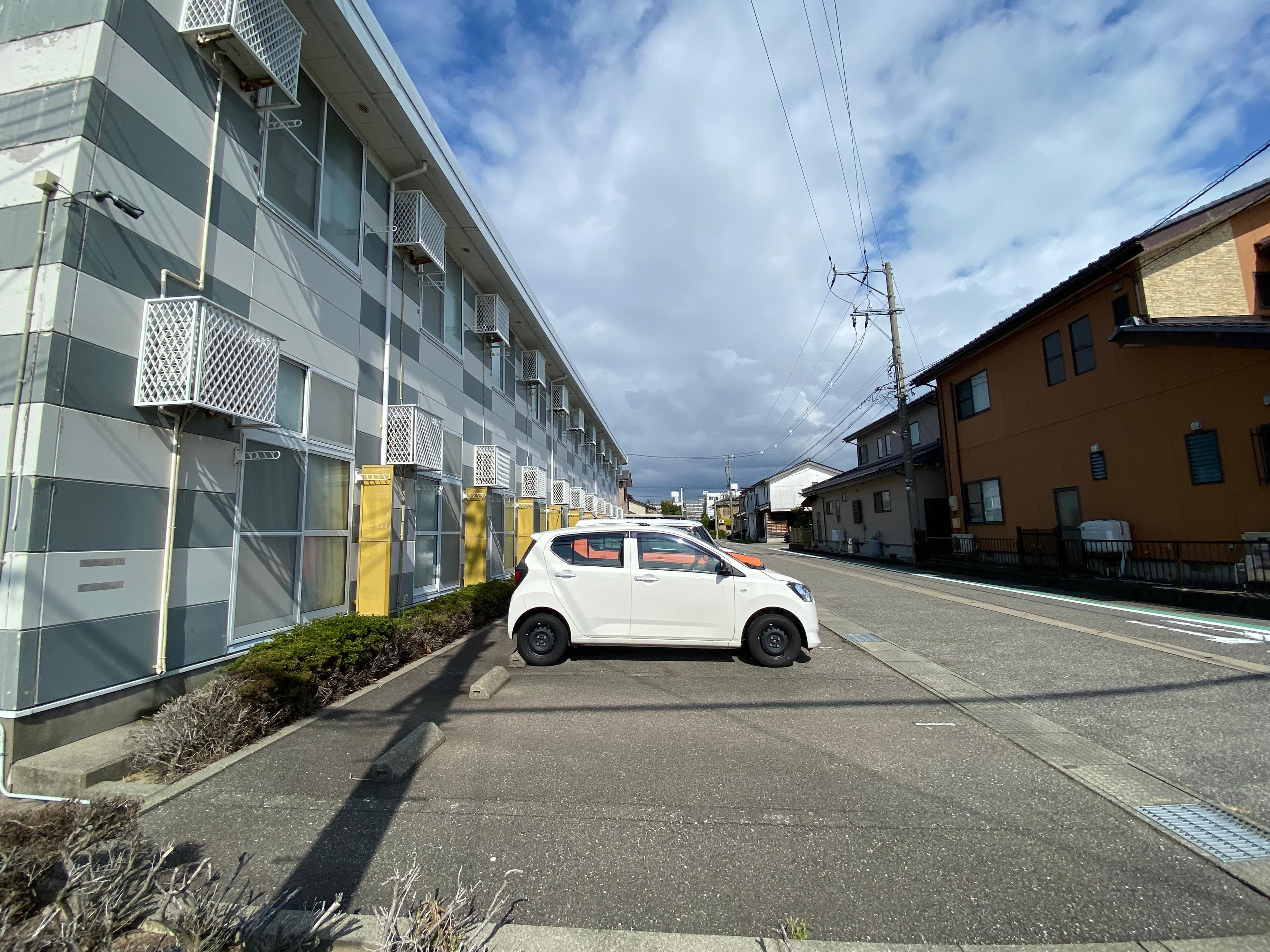 エミネンス(18534)の外観・駐車場イメージ1枚目
