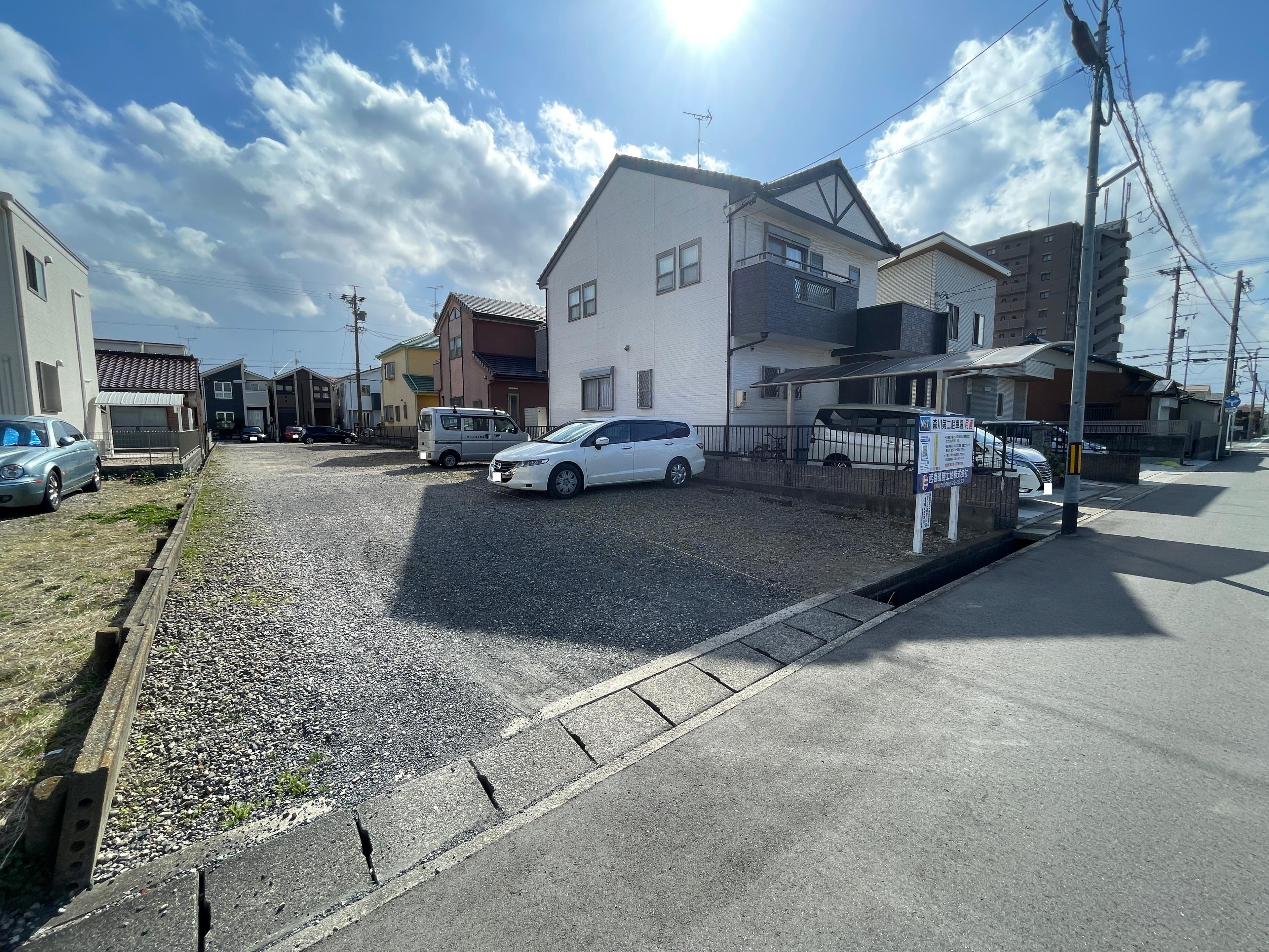 森川第二駐車場の外観・駐車場イメージ2枚目