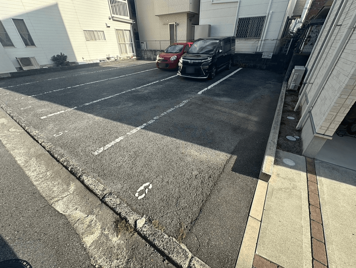 旭一丁目ガレージの外観・駐車場イメージ1枚目