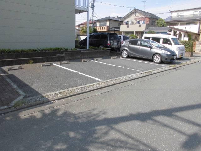 Ｍ．Ｉ(18558)の外観・駐車場イメージ1枚目