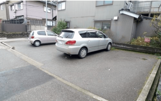 東兼六町パーキングの外観・駐車場イメージ3枚目