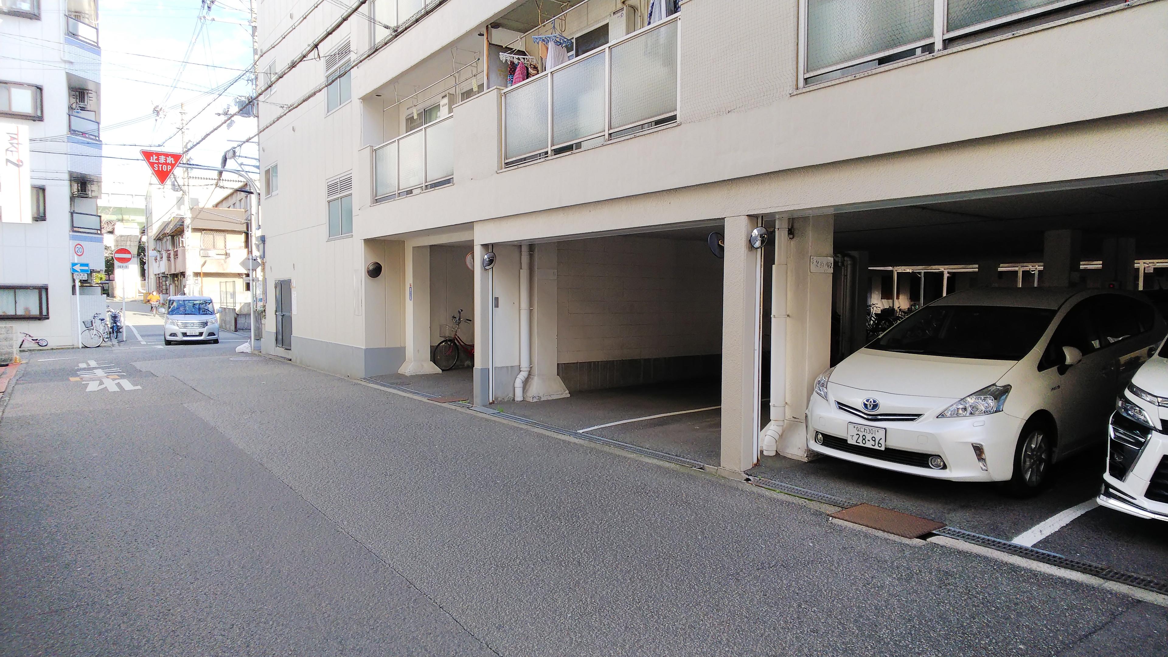 アベニュー玉出の外観・駐車場イメージ1枚目