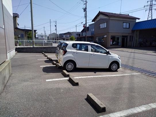 クラウディベイ(22278)の外観・駐車場イメージ1枚目
