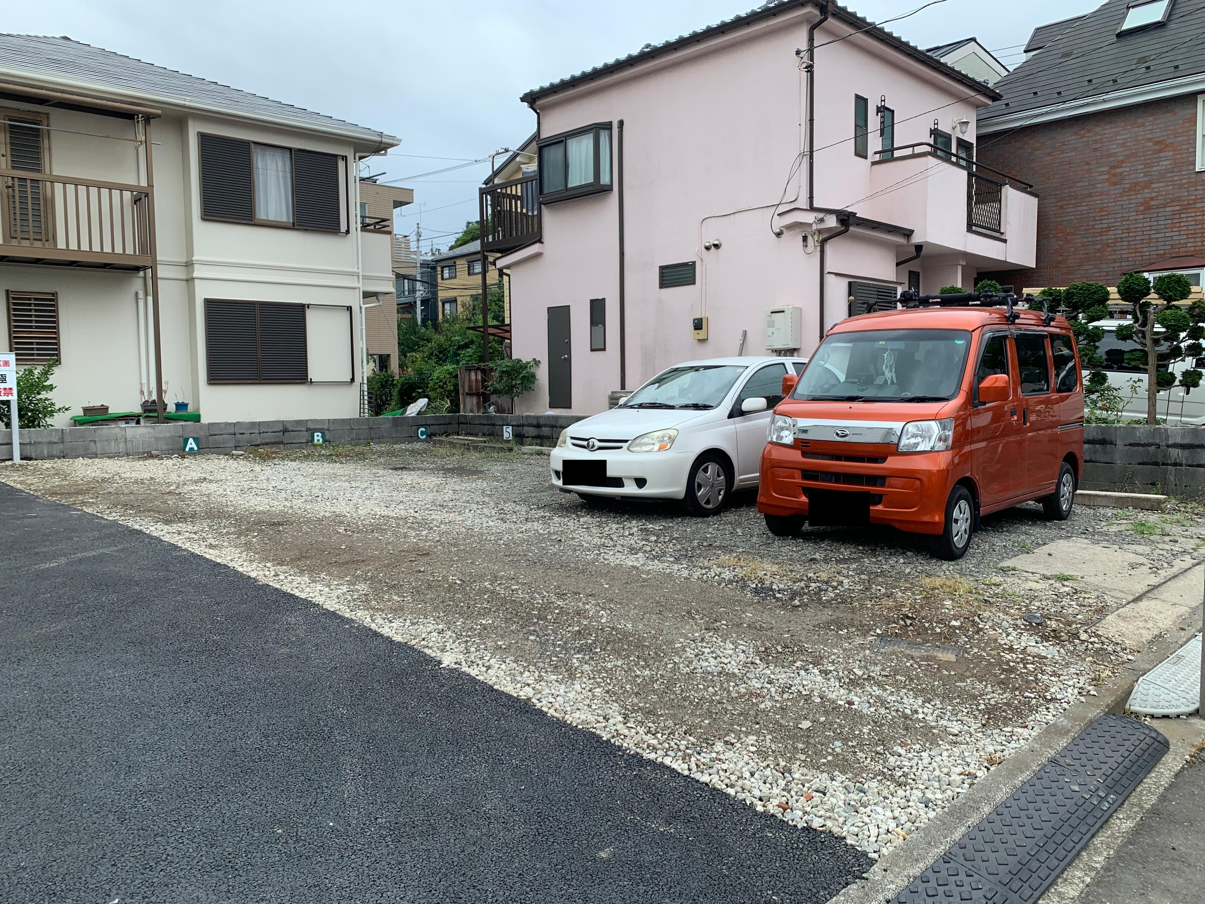 ユハノフ駐車場の外観・駐車場イメージ1枚目