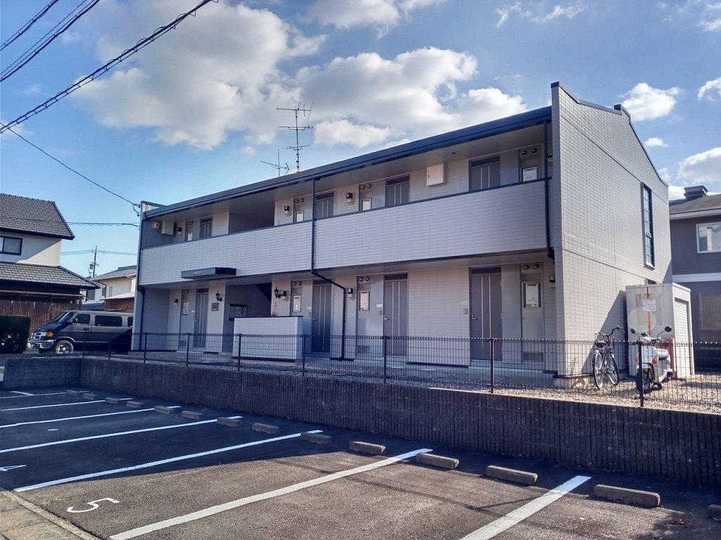 岸岡(10742)の外観・駐車場イメージ1枚目