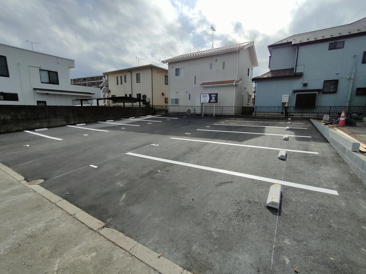 戸頭1丁目月極駐車場の外観・駐車場イメージ1枚目