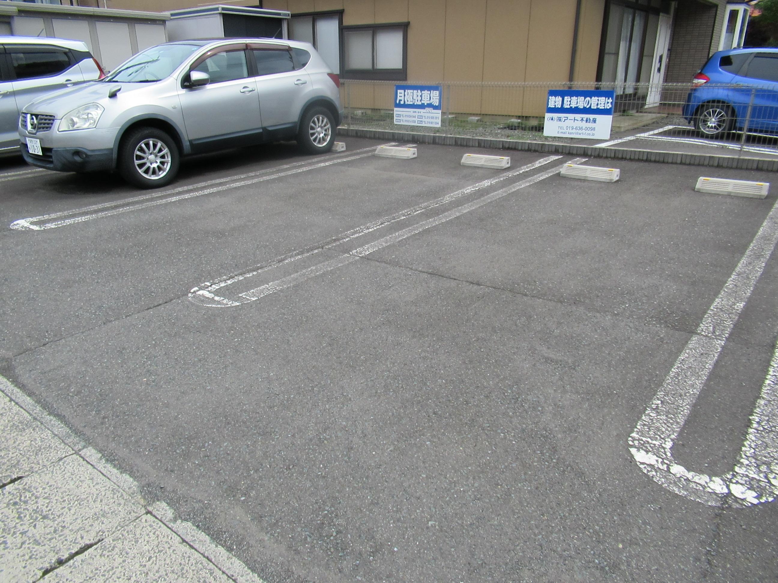 中村駐車場の外観・駐車場イメージ1枚目