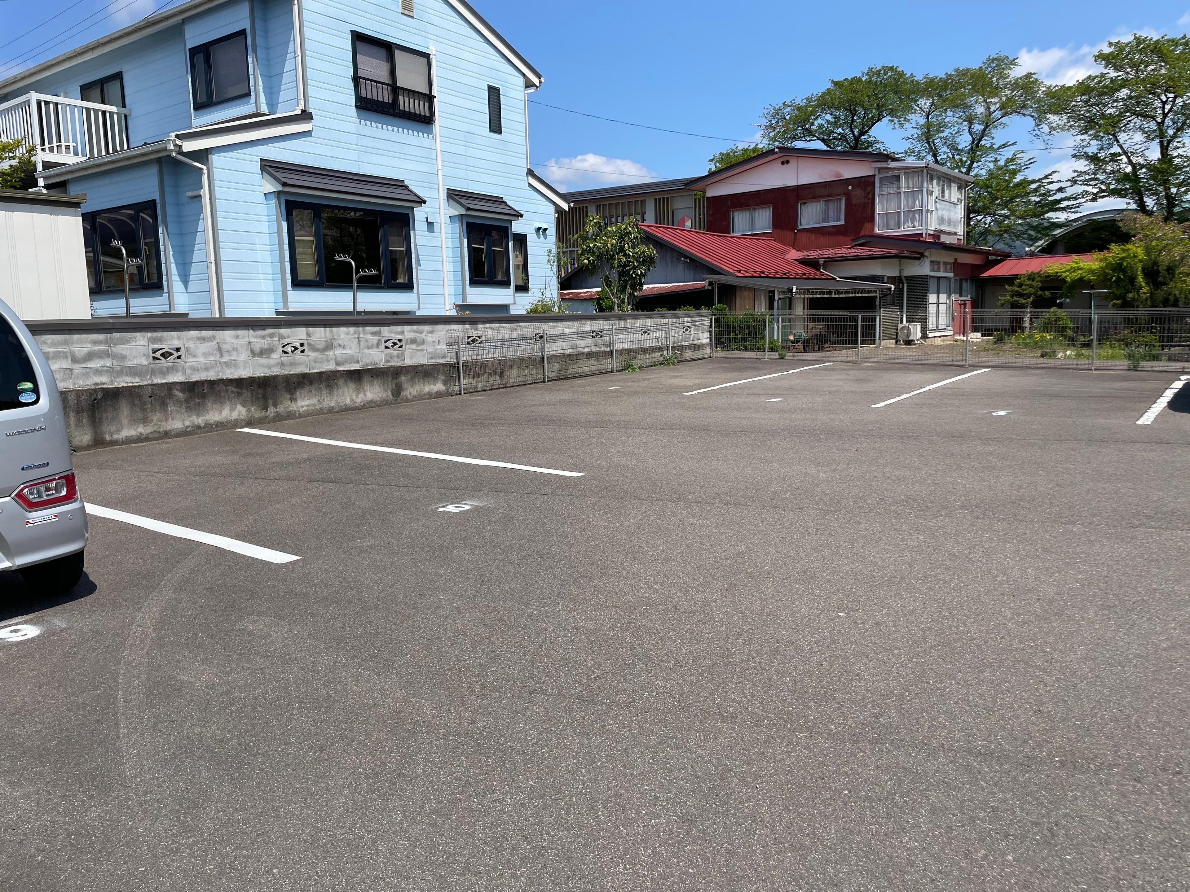 マルベリーパーキングの外観・駐車場イメージ2枚目