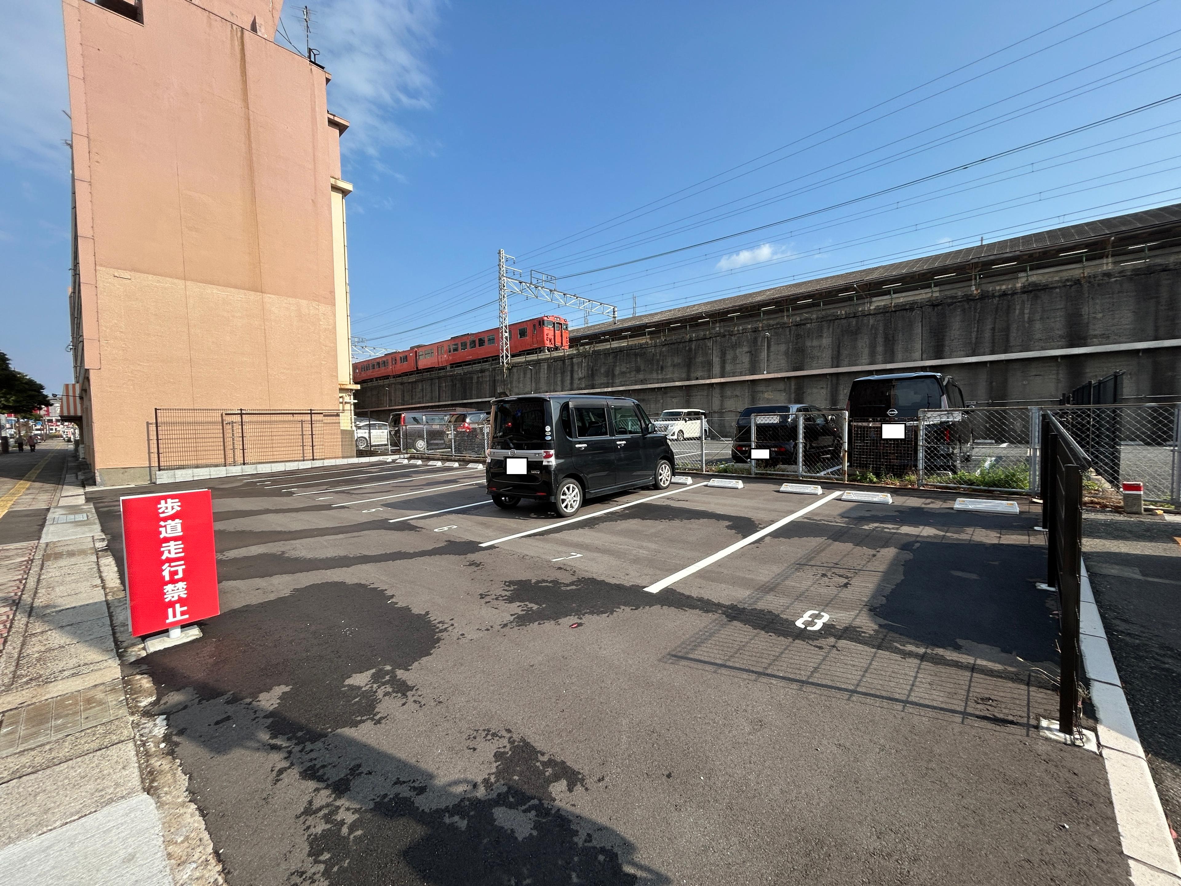 西原ビル駐車場の外観・駐車場イメージ2枚目