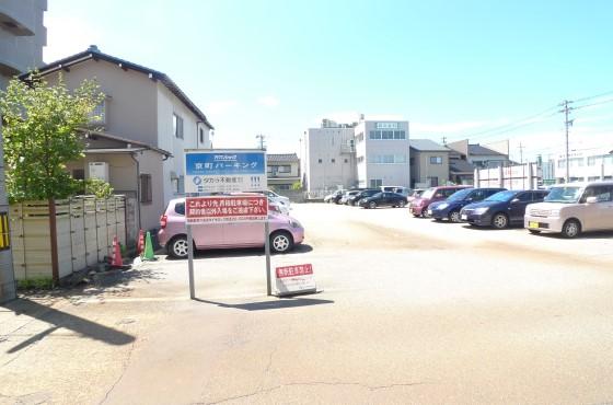 京町パーキングの外観・駐車場イメージ1枚目