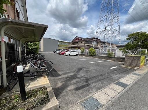 ゆう(28608)の外観・駐車場イメージ1枚目