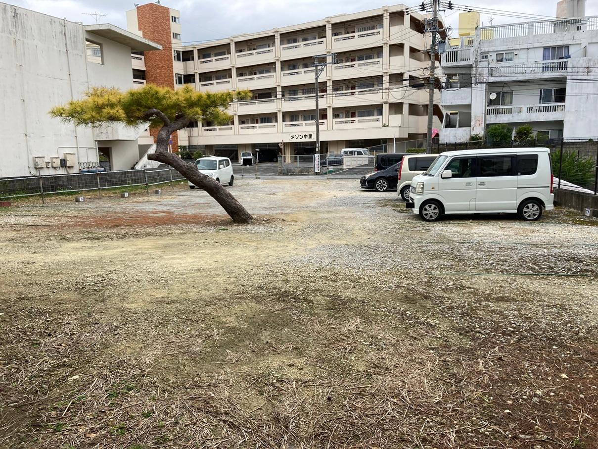 島袋契約駐車場の外観・駐車場イメージ3枚目