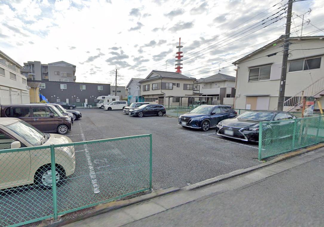 小沢駐車場の外観・駐車場イメージ2枚目