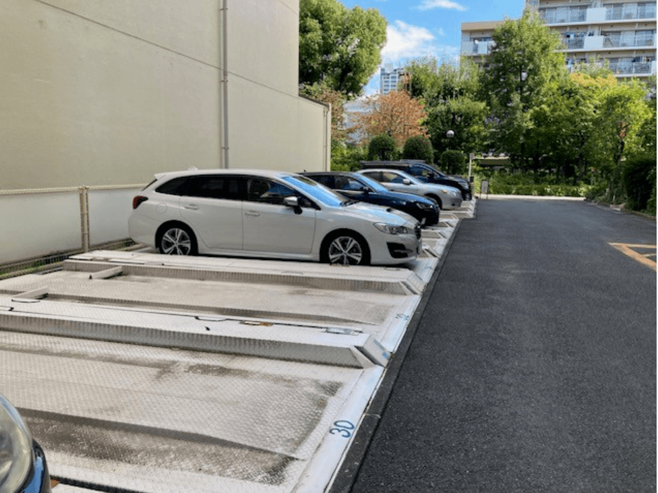 FK百人町３丁目駐車場の外観・駐車場イメージ2枚目