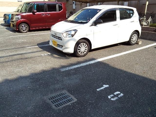 盛晶(30752)の外観・駐車場イメージ1枚目