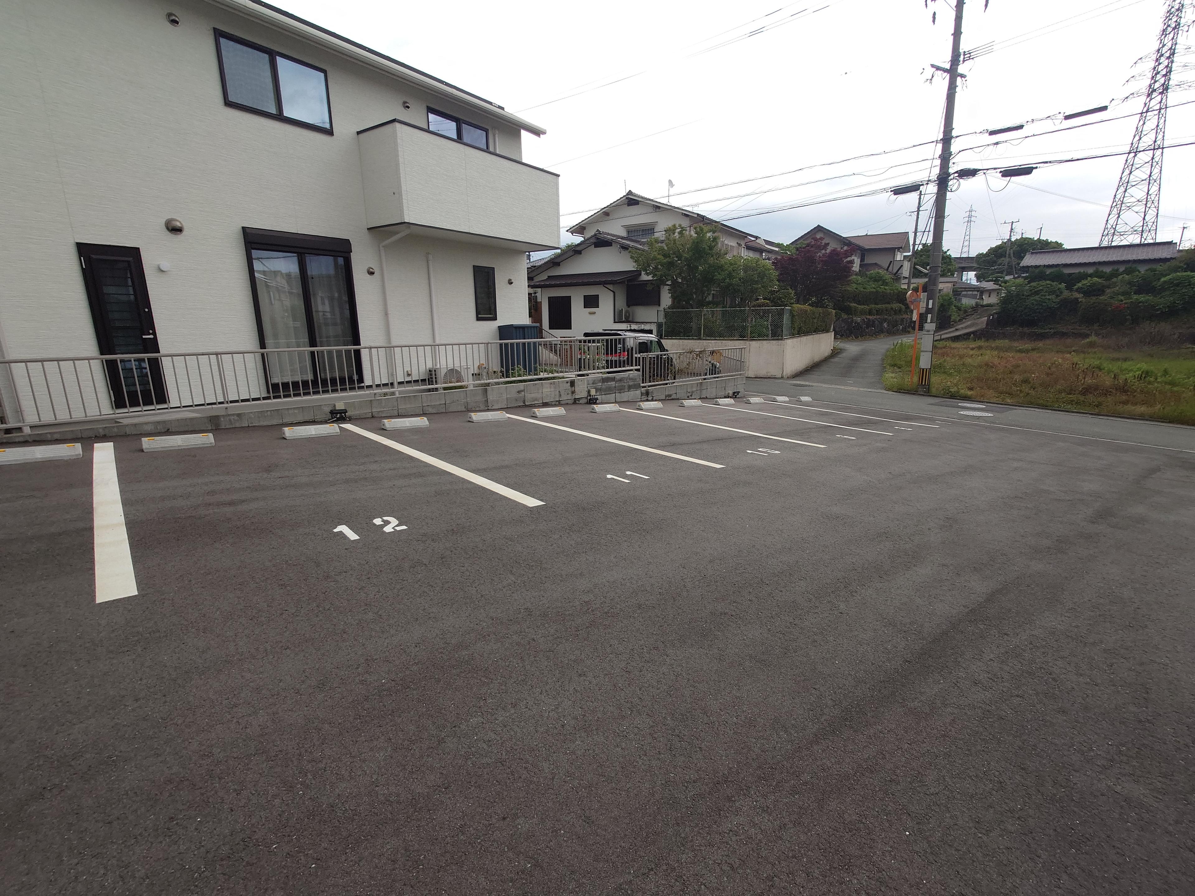 アベニール津福本町駐車場の外観・駐車場イメージ2枚目