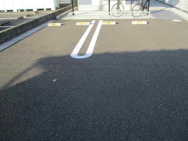 エストⅢ(54965)の外観・駐車場イメージ1枚目