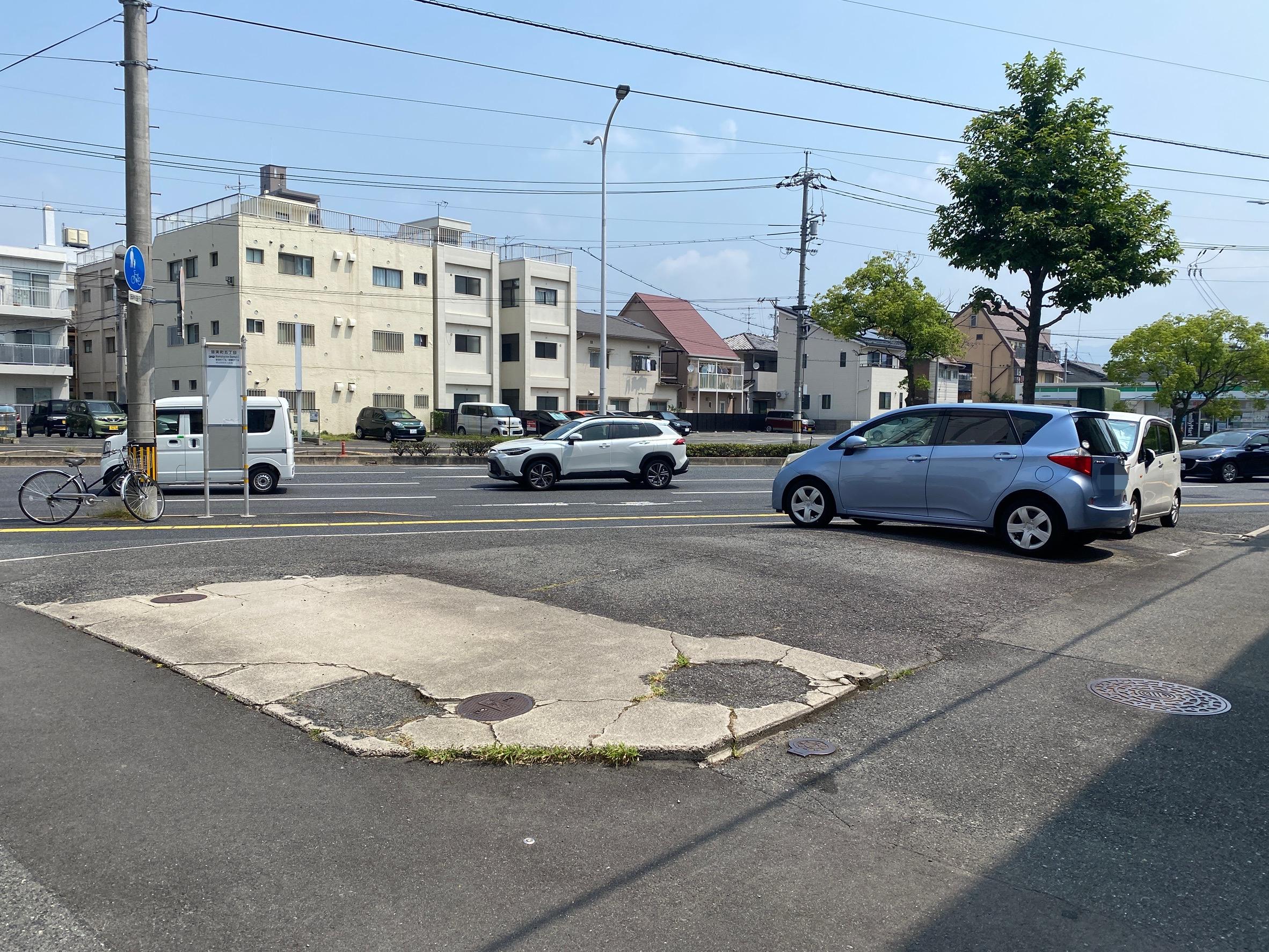 高橋ガレージ(皆実町)の外観・駐車場イメージ3枚目
