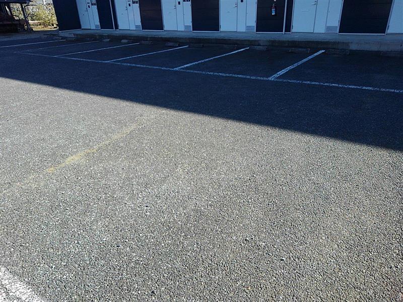 アムール(16467)の外観・駐車場イメージ1枚目