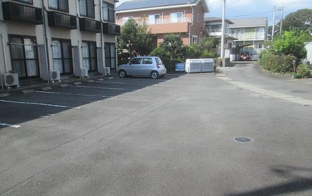 ストリームⅡ(37705)の外観・駐車場イメージ1枚目