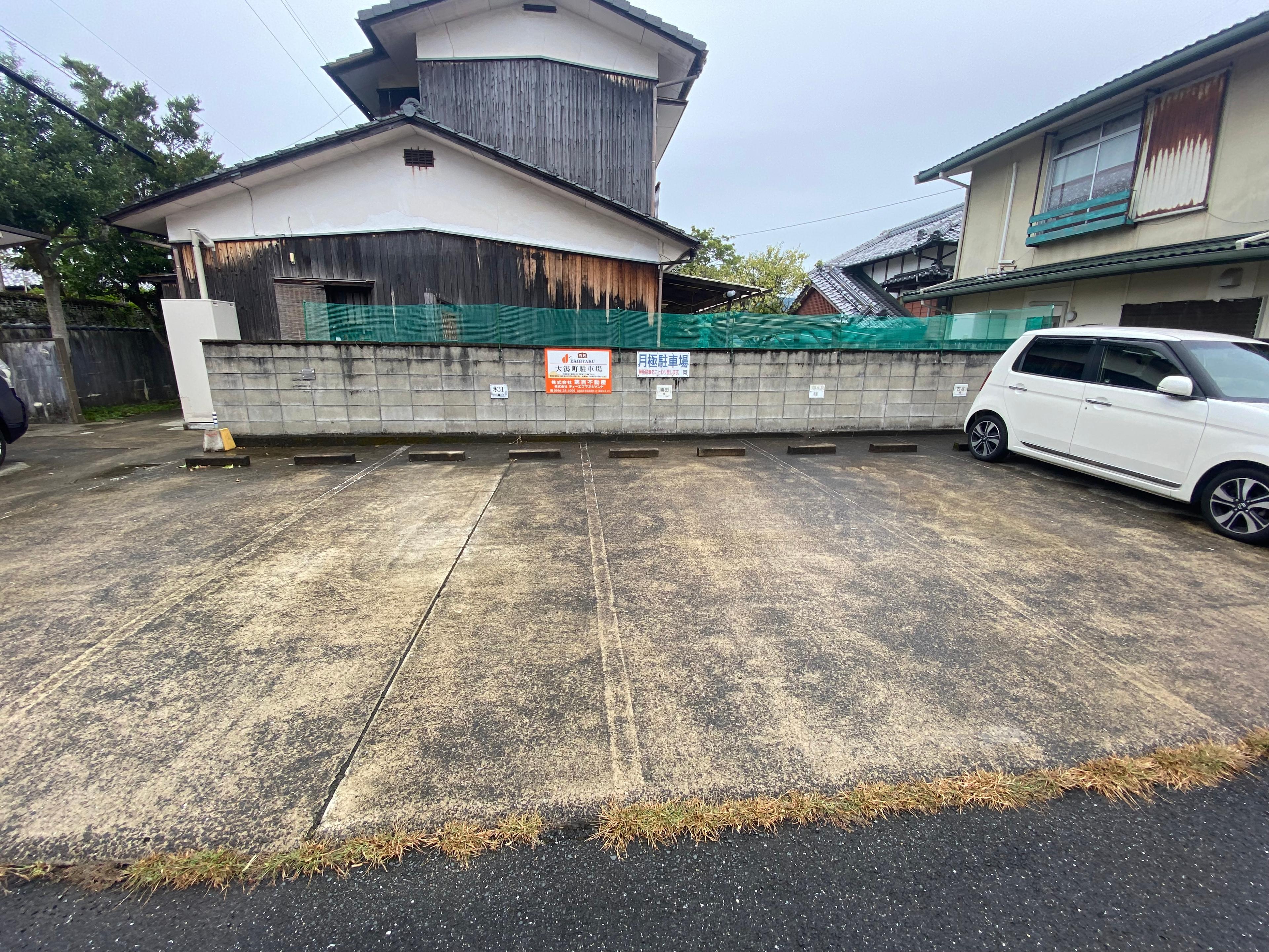 大潟町駐車場の外観・駐車場イメージ1枚目