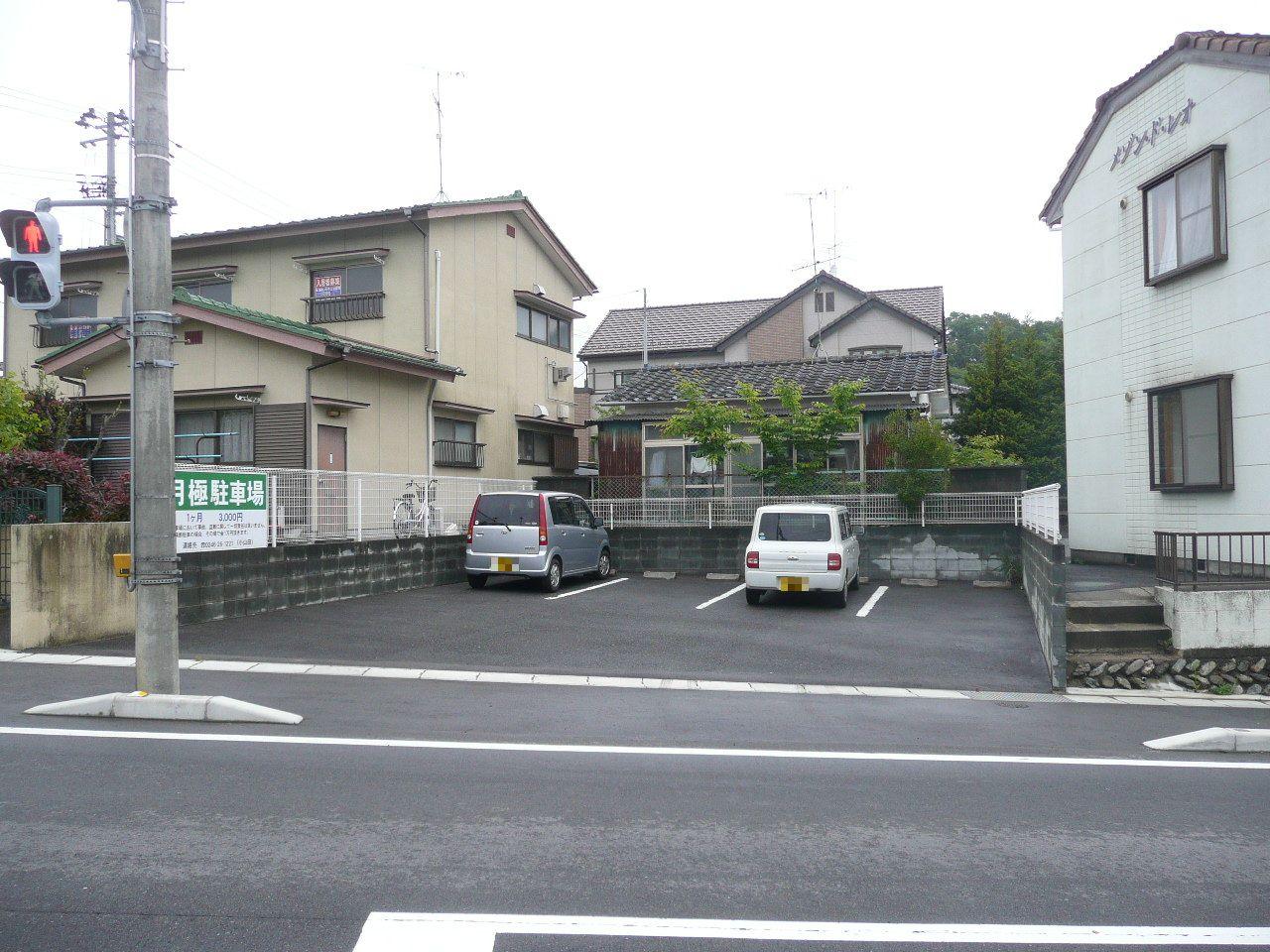 月極駐車場の外観・駐車場イメージ2枚目