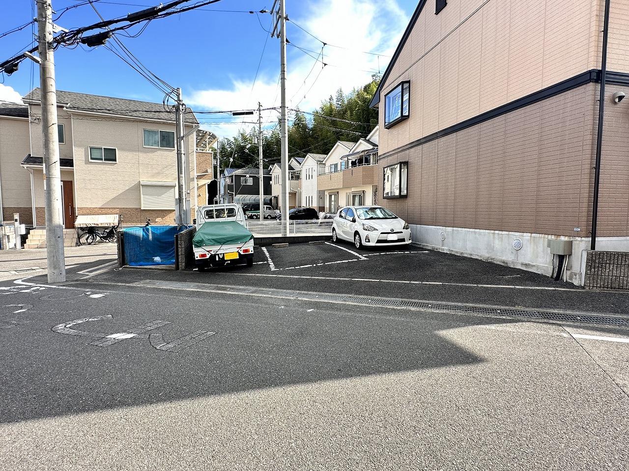 メルベーユ郡モータープールの外観・駐車場イメージ1枚目