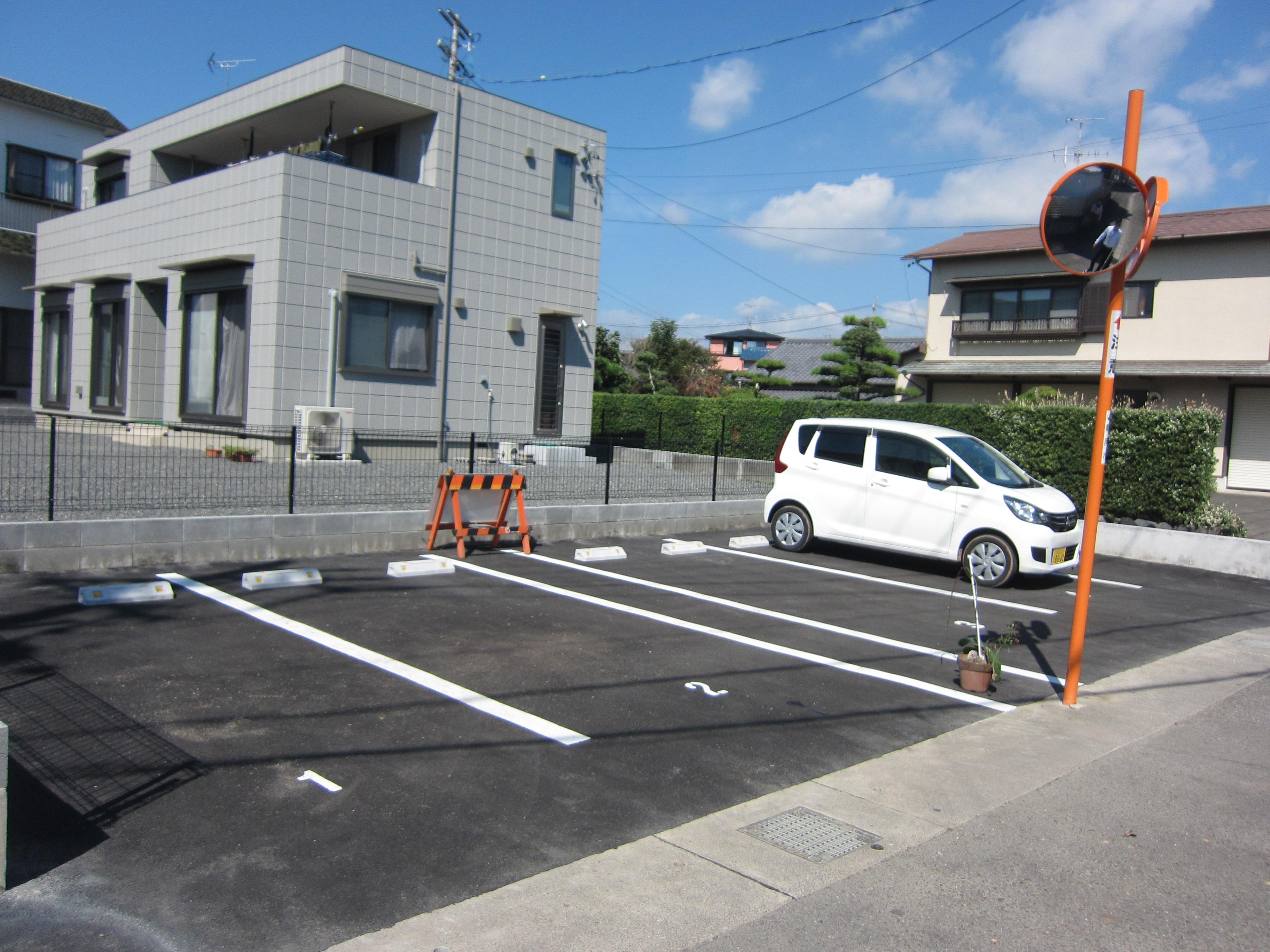 A-113西島青木貸駐車場の外観・駐車場イメージ1枚目