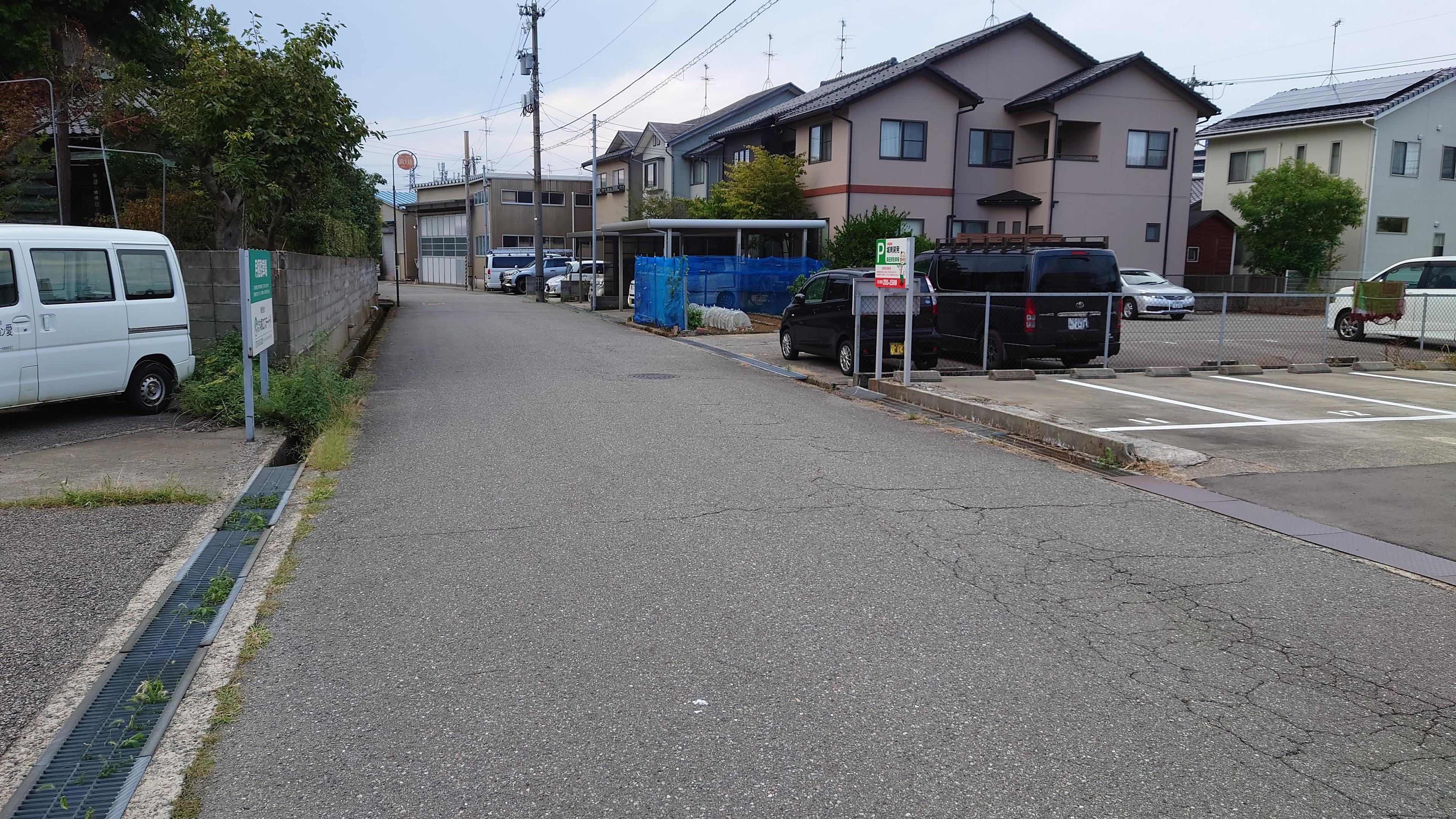 森田駐車場の外観・駐車場イメージ2枚目