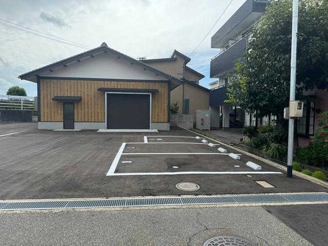 出雲町１１４月極駐車場の外観・駐車場イメージ3枚目