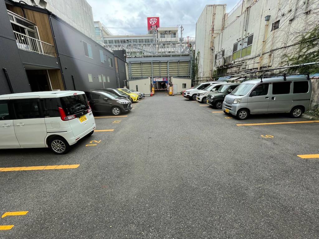 アルモ本町６の外観・駐車場イメージ3枚目