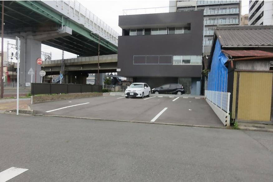 堀田駅東駐車場の外観・駐車場イメージ1枚目