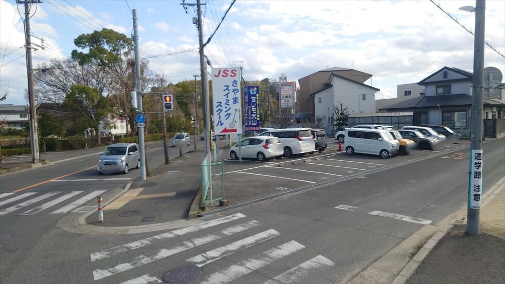 尾崎モータープールの外観・駐車場イメージ2枚目