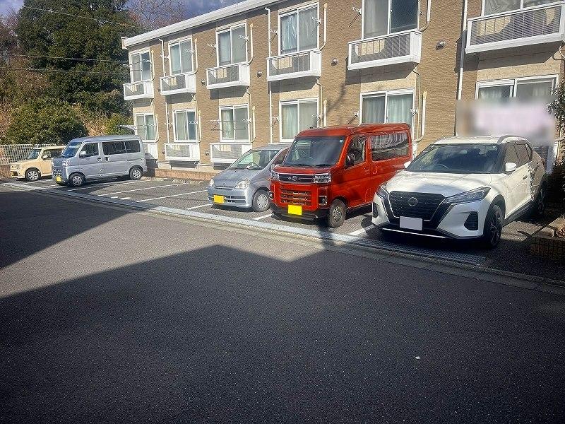 ヒルサイド　メゾン(33374)の外観・駐車場イメージ1枚目