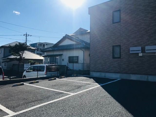 パーチェ(52895)の外観・駐車場イメージ1枚目
