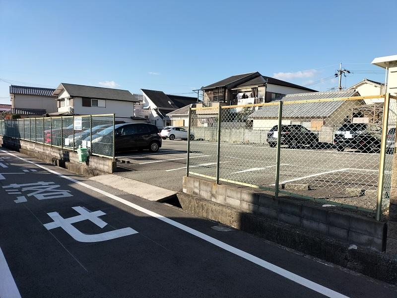 朝日 パーキングの外観・駐車場イメージ1枚目