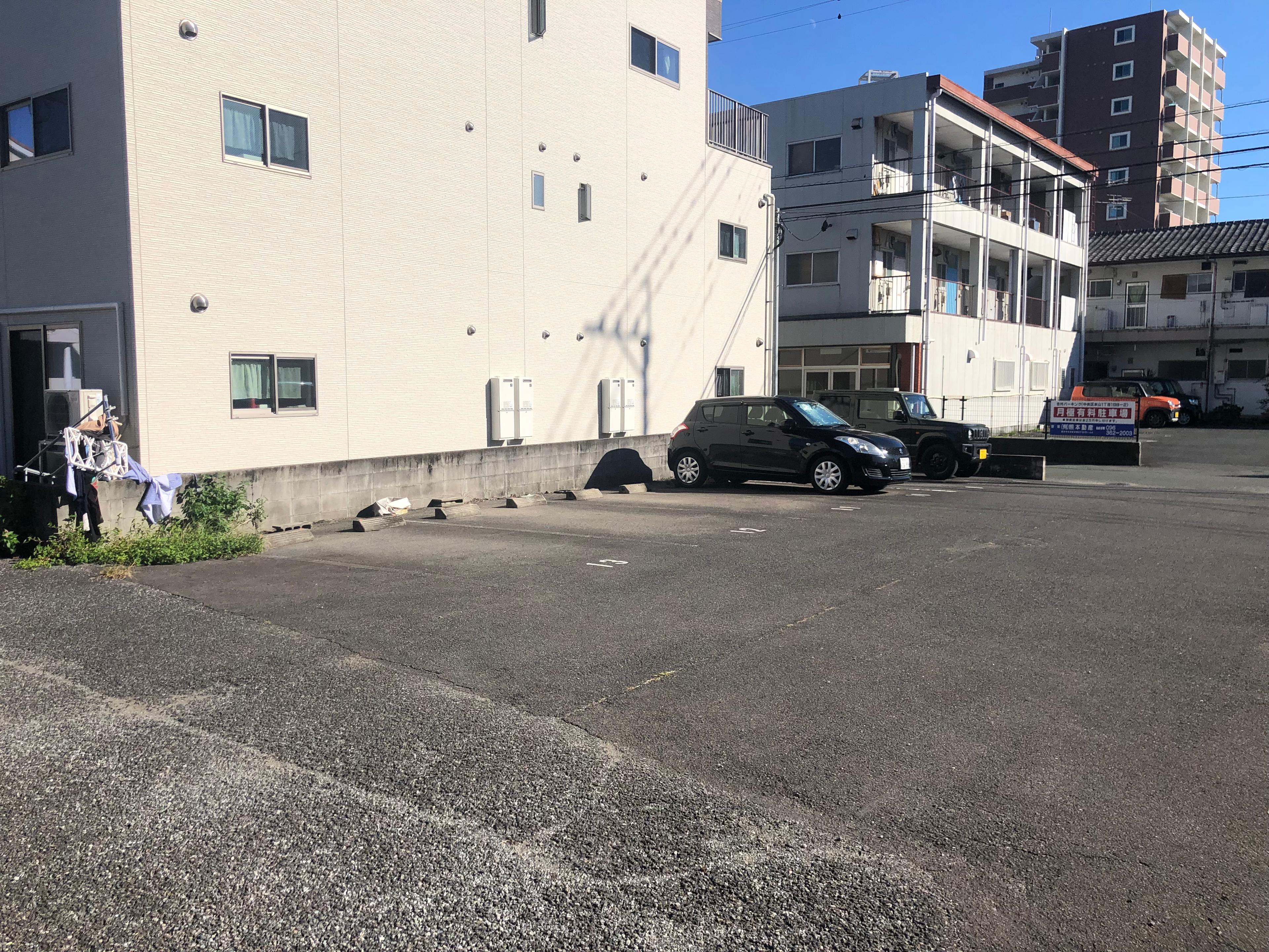 本山1丁目坂本月極駐車場の外観・駐車場イメージ2枚目