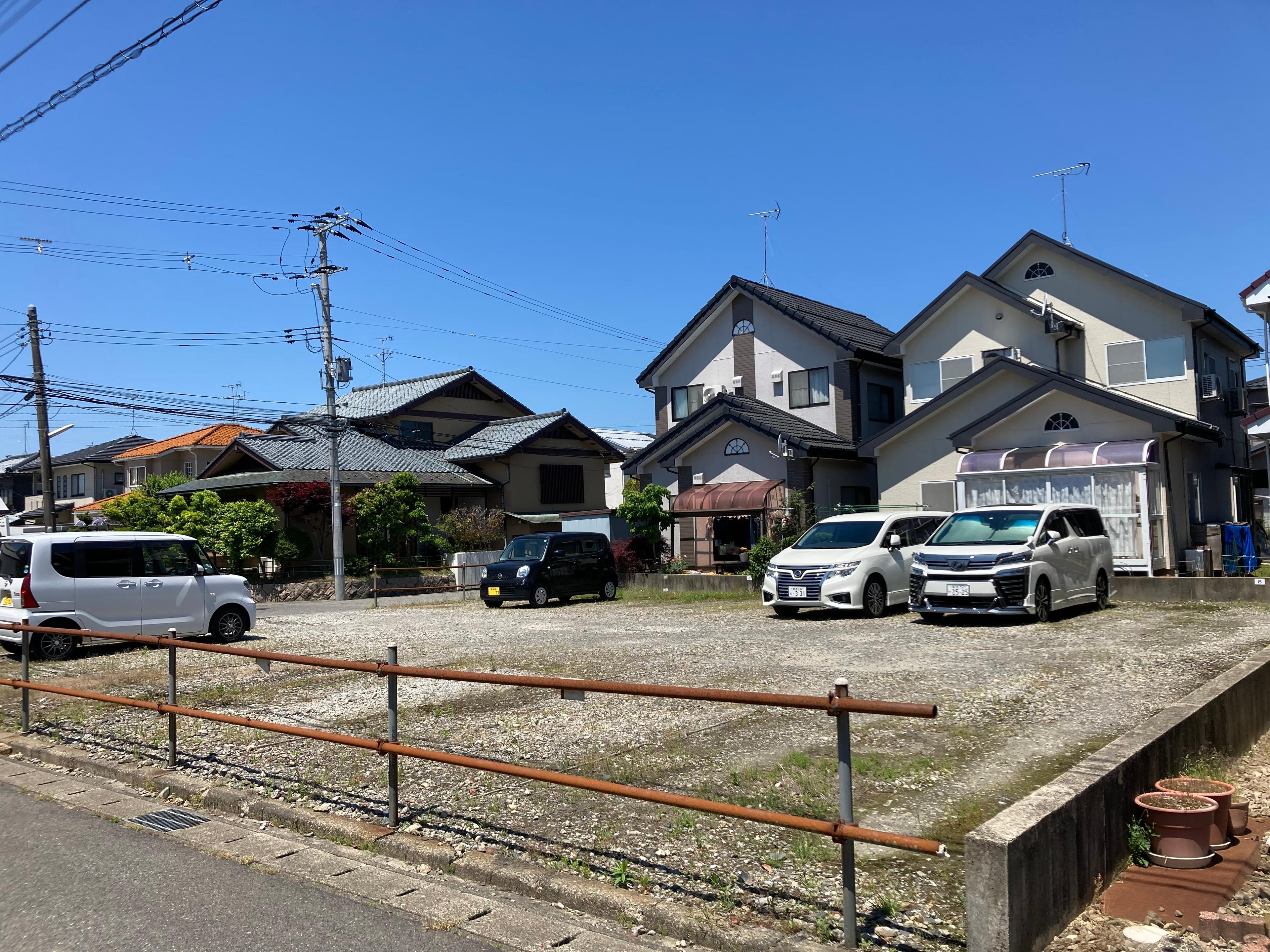 五月町1駐車場の外観・駐車場イメージ3枚目