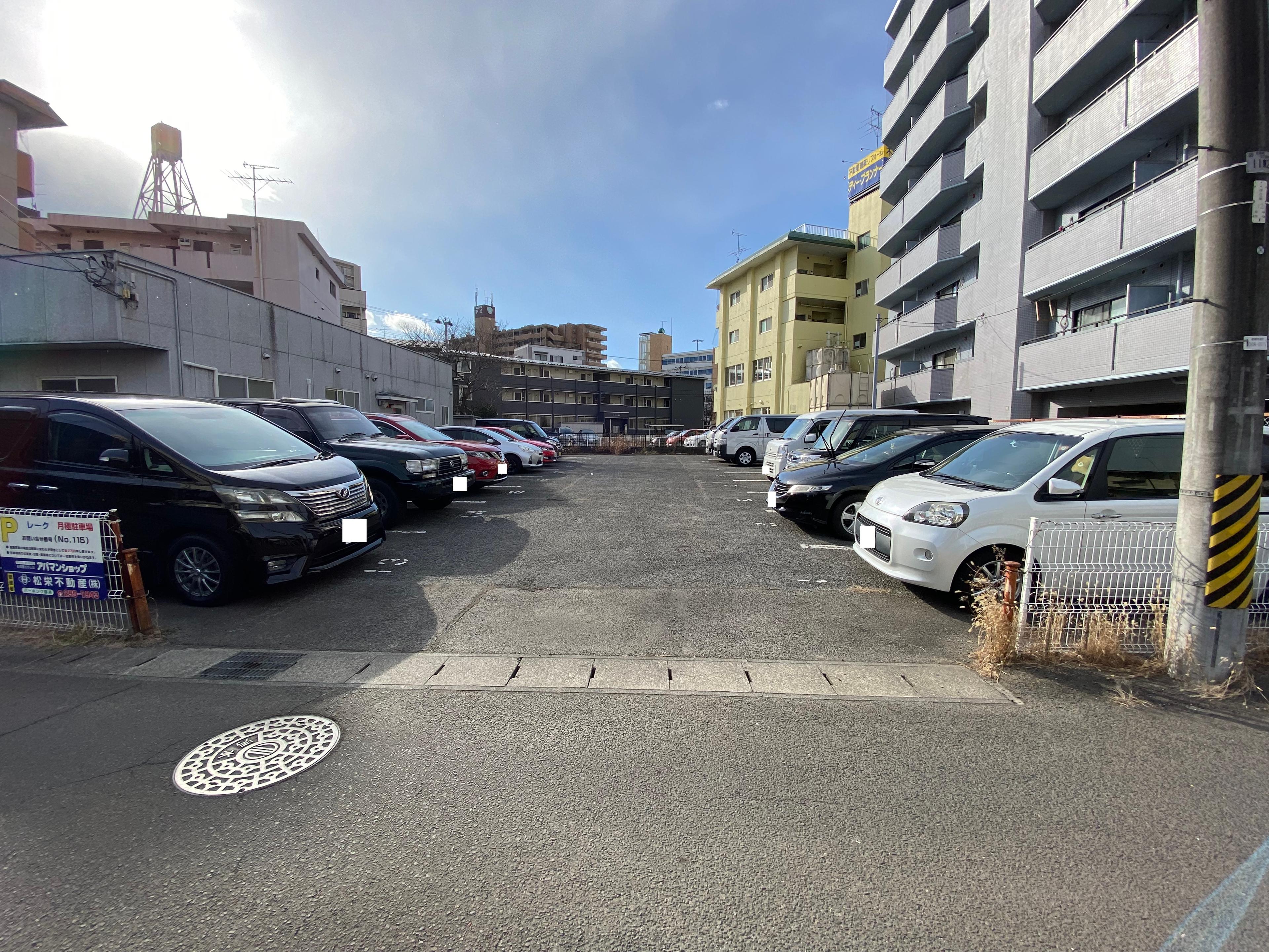 レーク駐車場の外観・駐車場イメージ1枚目