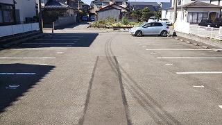 アヴェニール(34017)の外観・駐車場イメージ1枚目