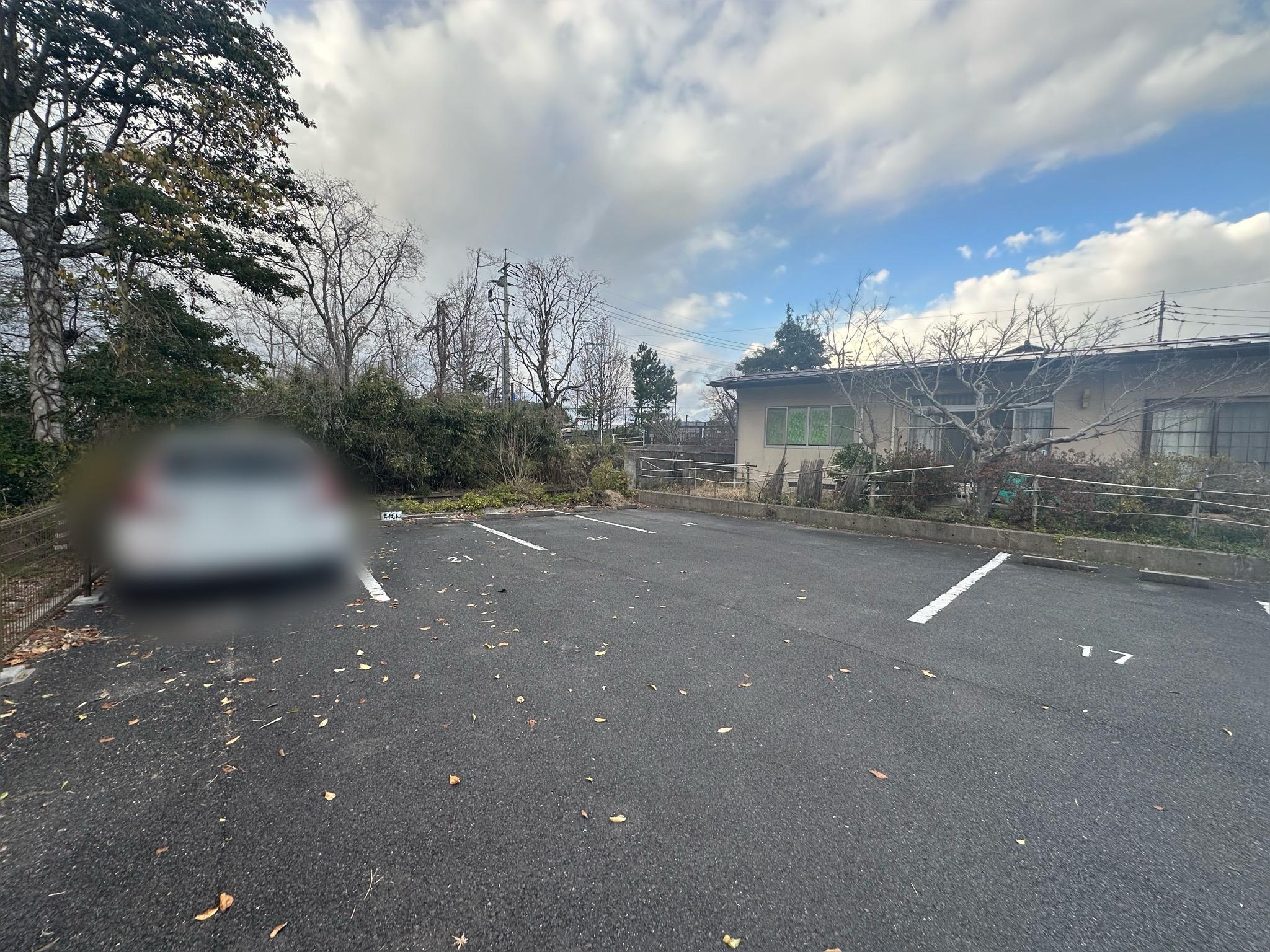 堀川ガレージ・ワタナベ駐車場の外観・駐車場イメージ3枚目