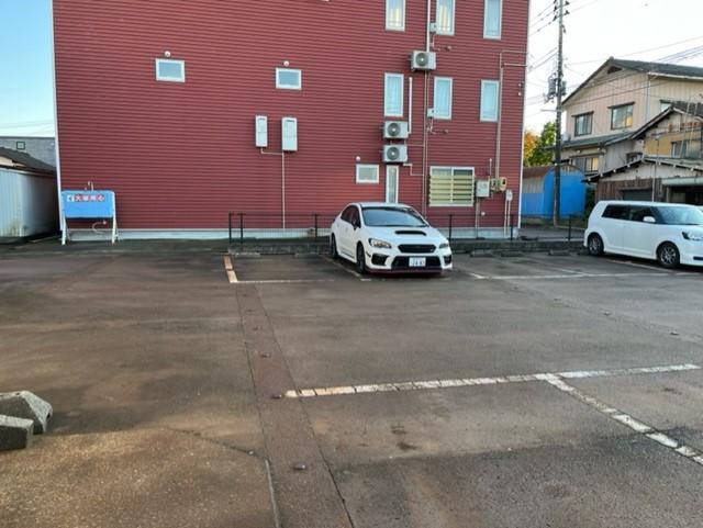 タウンコートＫ(32982)の外観・駐車場イメージ1枚目