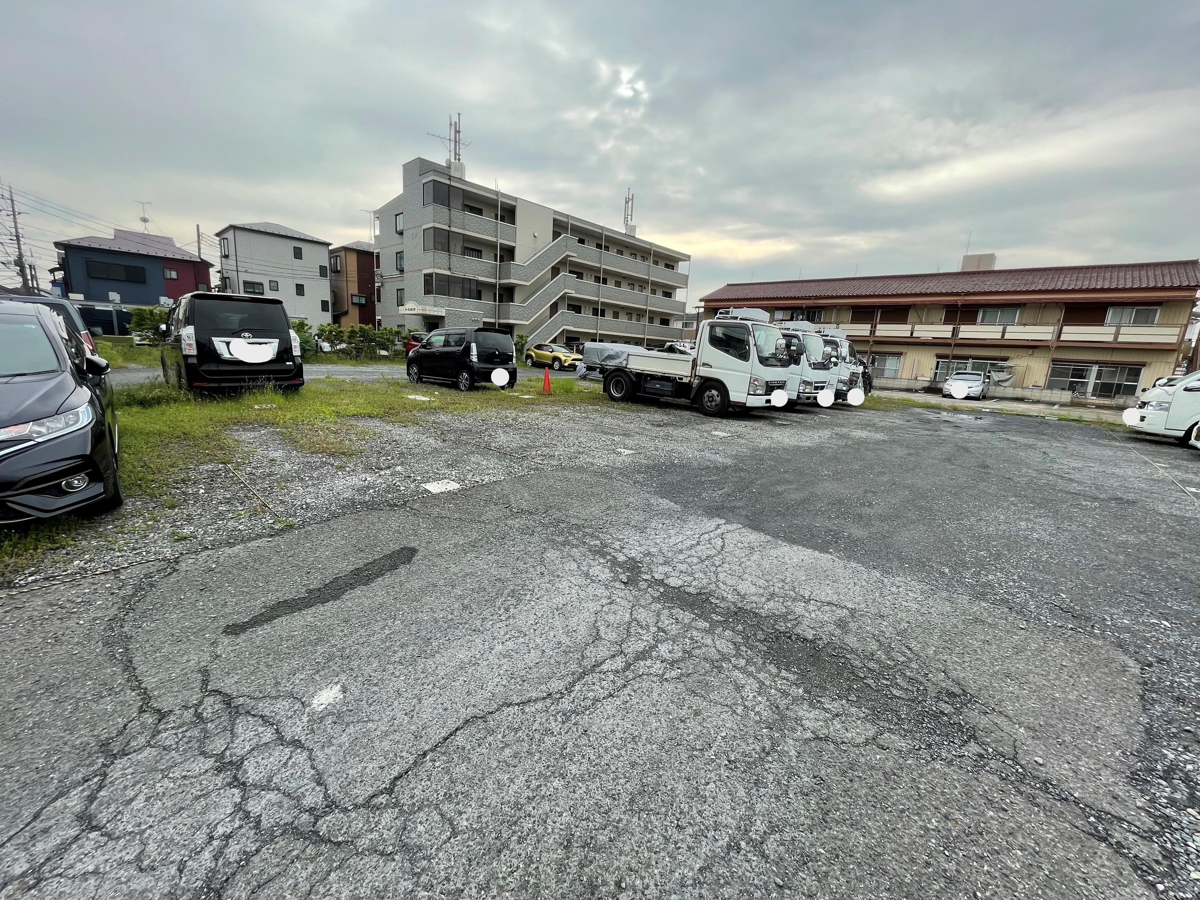 関根駐車場の外観・駐車場イメージ2枚目
